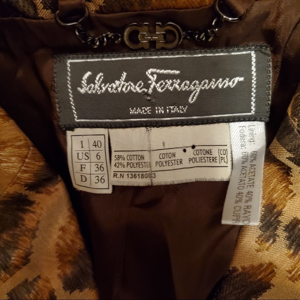 Salvatore Ferragamo Animal Print Trench Coat - Picture 4 of 4
